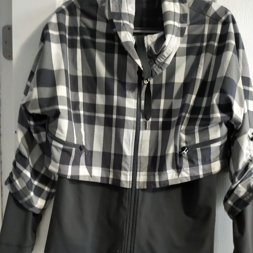Seek the peak jacket